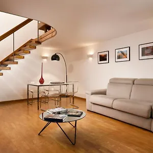 https://navona-80-loft.it-romehotels.com